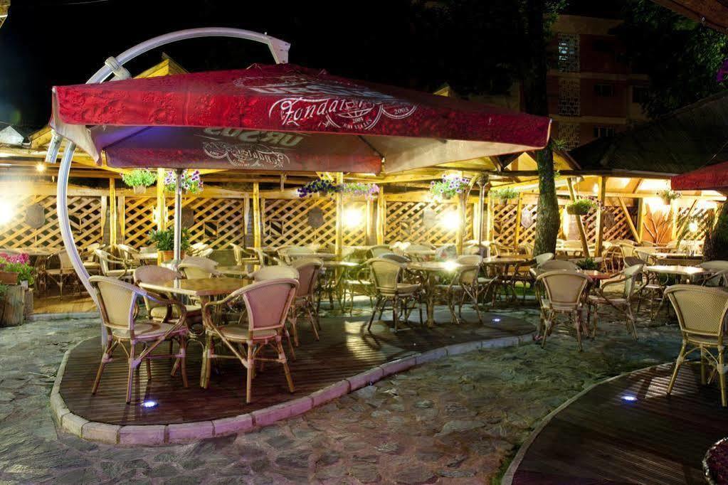 Hotel Anna Junior Zsilvásárhely Étterem fotó