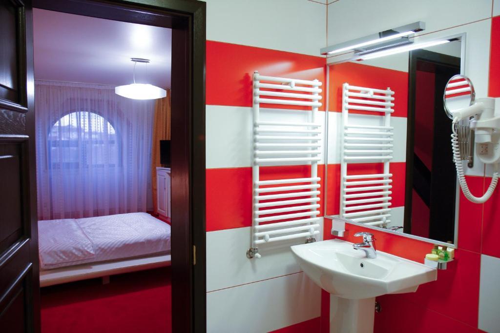 Hotel Anna Junior Zsilvásárhely Szoba fotó