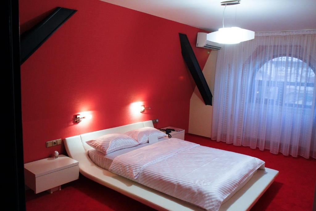 Hotel Anna Junior Zsilvásárhely Szoba fotó