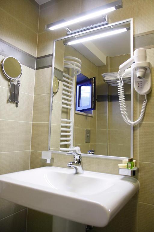 Hotel Anna Junior Zsilvásárhely Szoba fotó